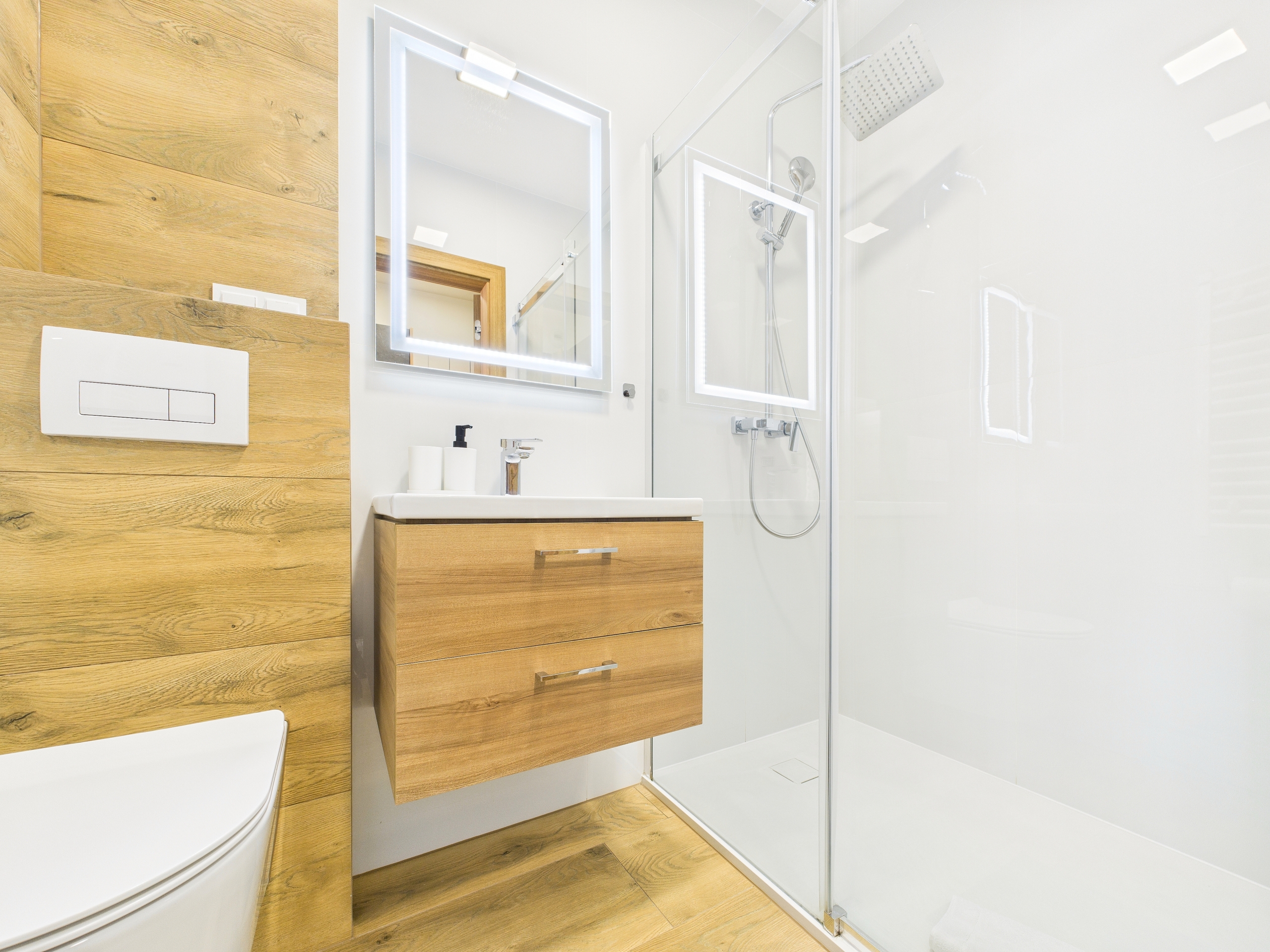 CAM05293G0-PR0021-STILL004