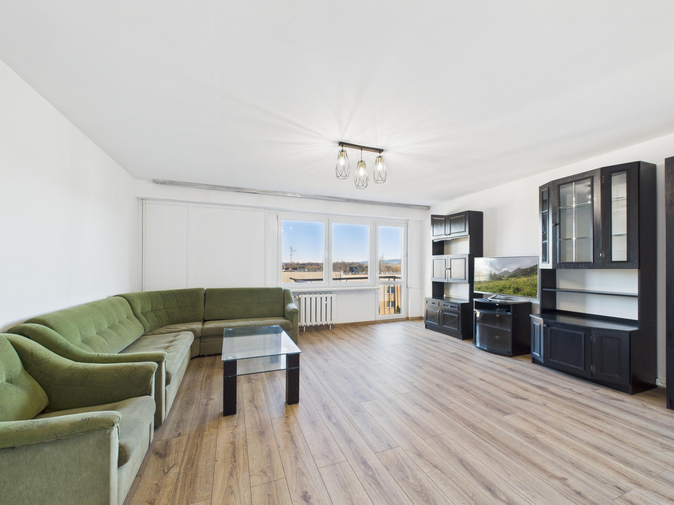 CAM05293G0-PR0022-STILL002