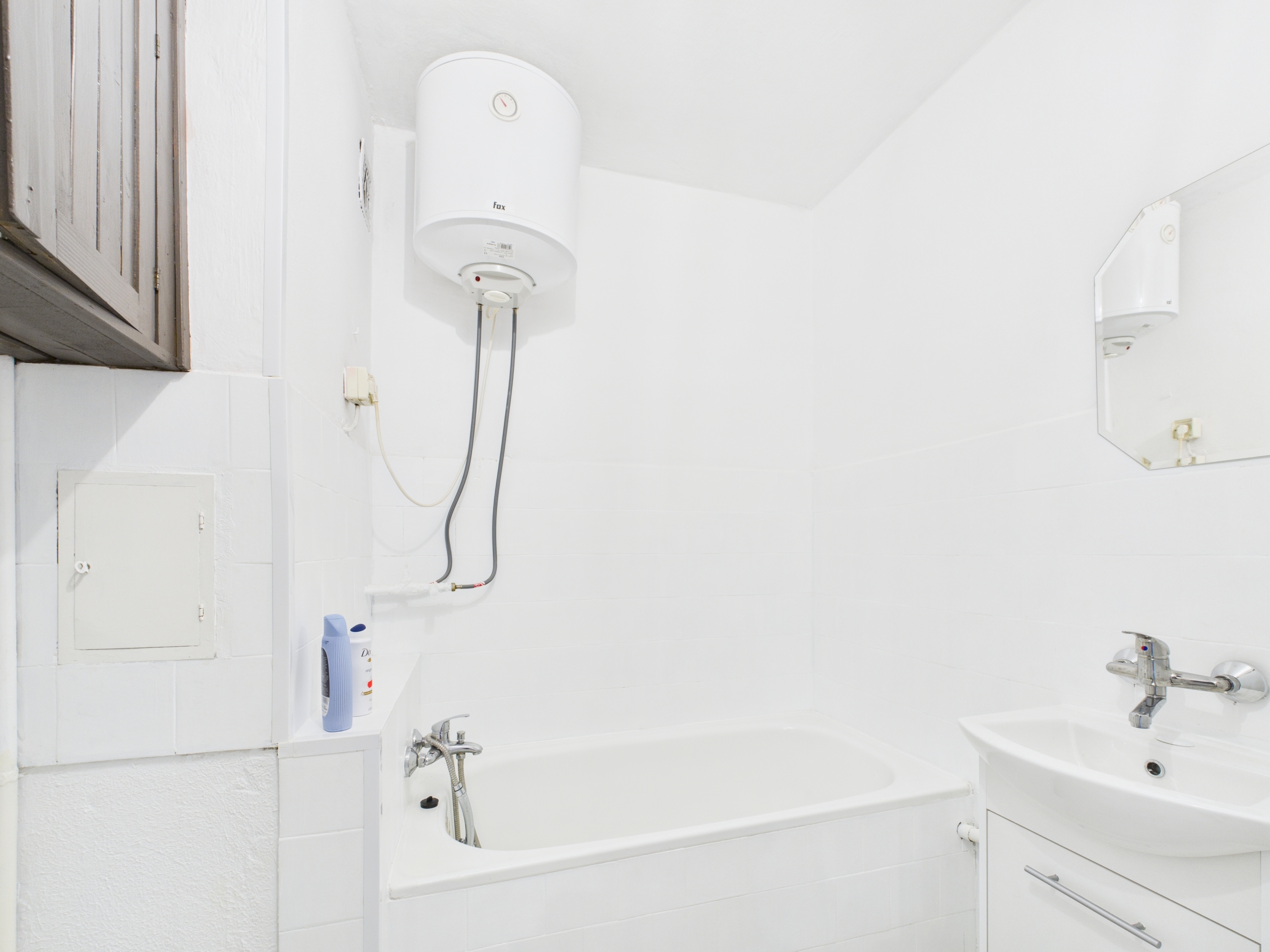 CAM05293G0-PR0022-STILL006