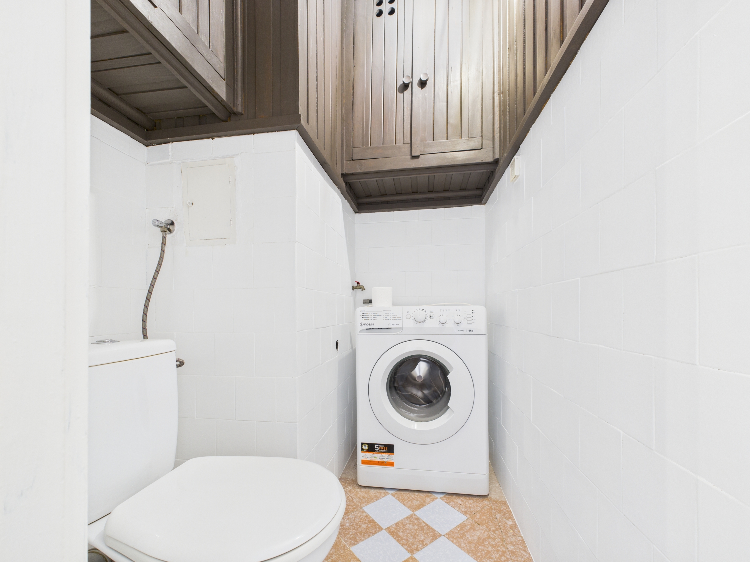 CAM05293G0-PR0022-STILL012