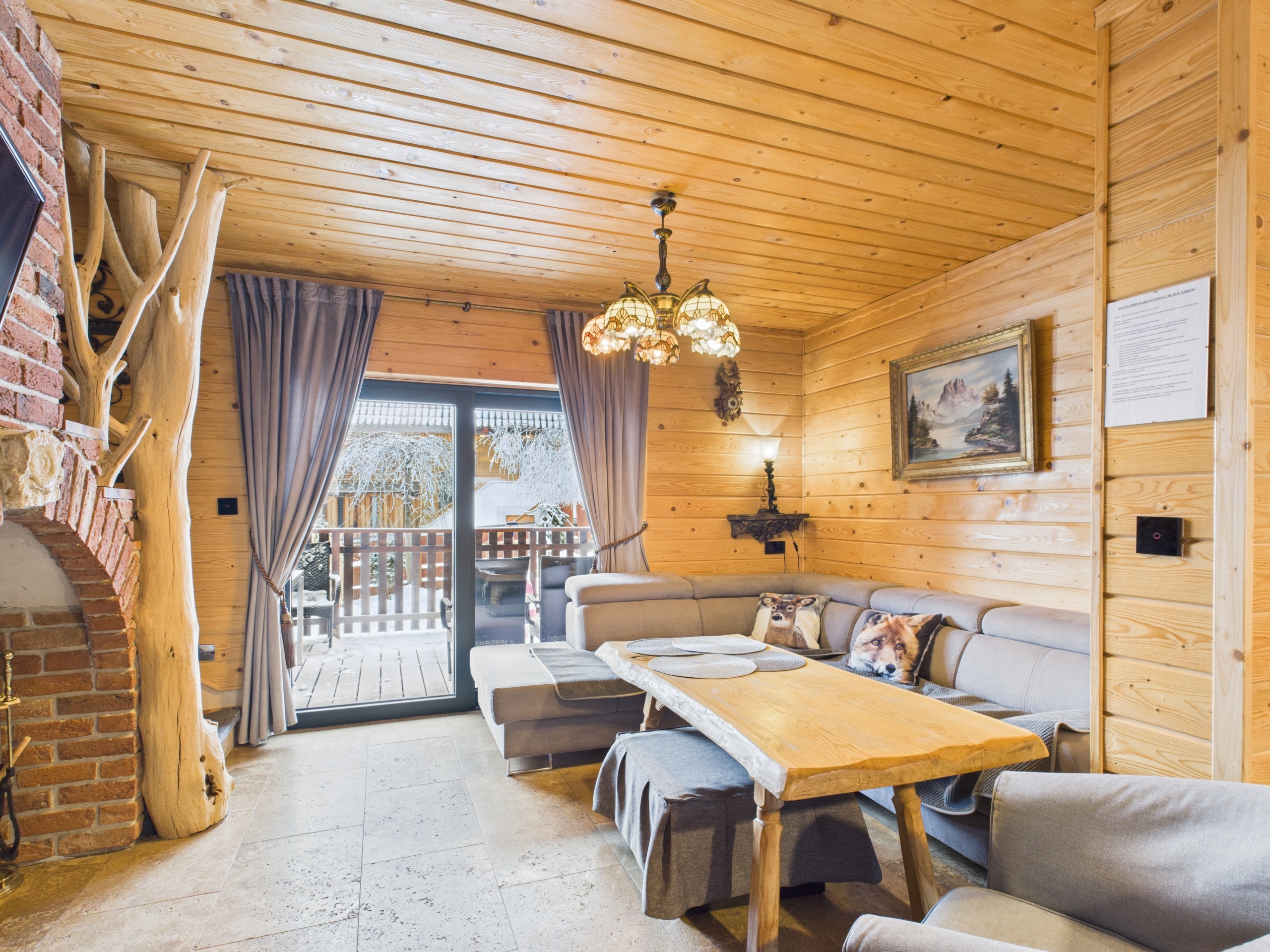 CAM05293G0-PR0024-STILL005